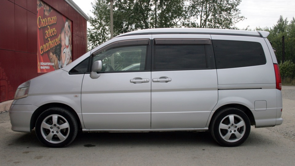 Nissan serena drive2