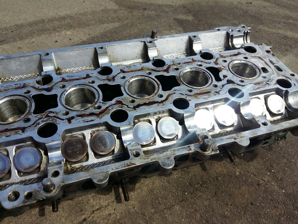 Фото в бортжурнале Volvo V70 R (2G)