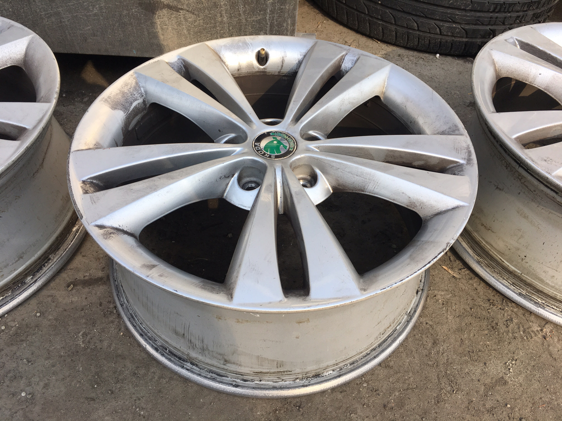 7 gb 16x. Диска раз. Диска раз. Диск dvd-r 4,7 gb 16x blank bulk 50 no print (50/600). Титаны на ваз.