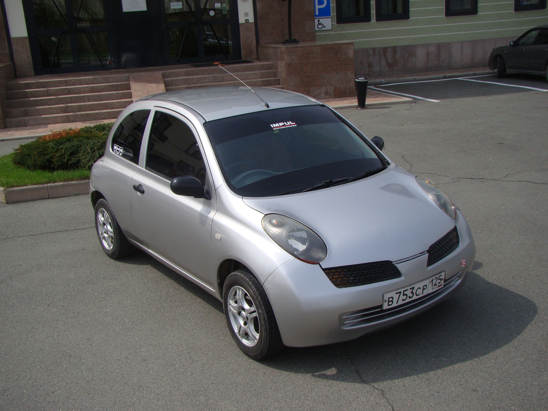 Ниссан марч новосибирск. Nissan March k12 купе. Ниссан Марч купе 2003. Ниссан Марч 2 двери. Ниссан Марч 3 двери.