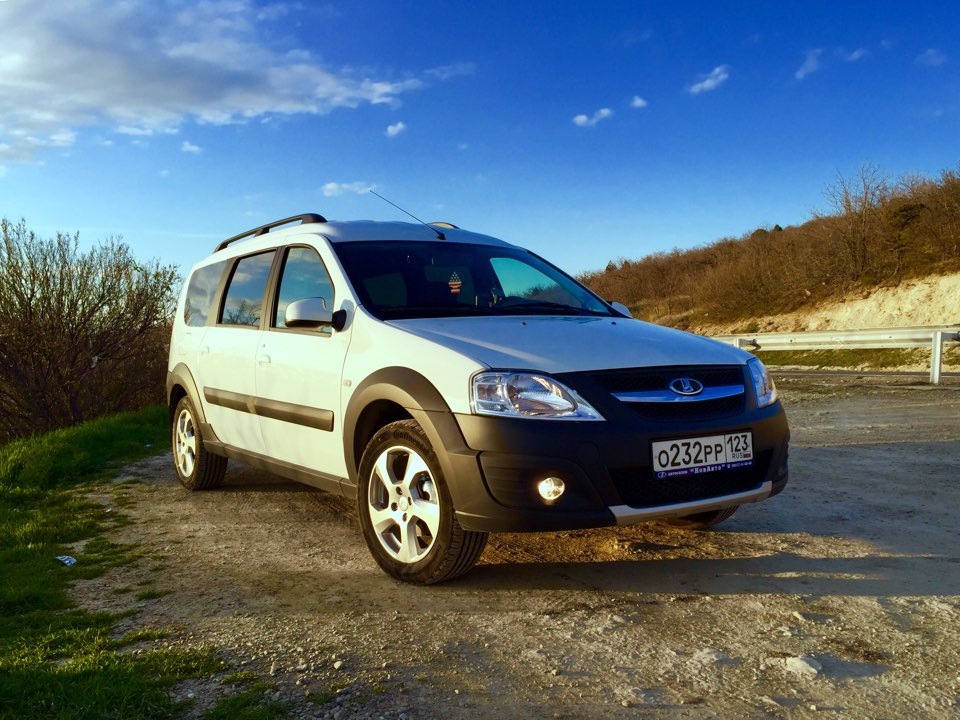 Largus cross. Ларгус кросс. Lada Ларгус кросс. Лада Ларгус кросс кросс. Lada Largus Cross 1.6.