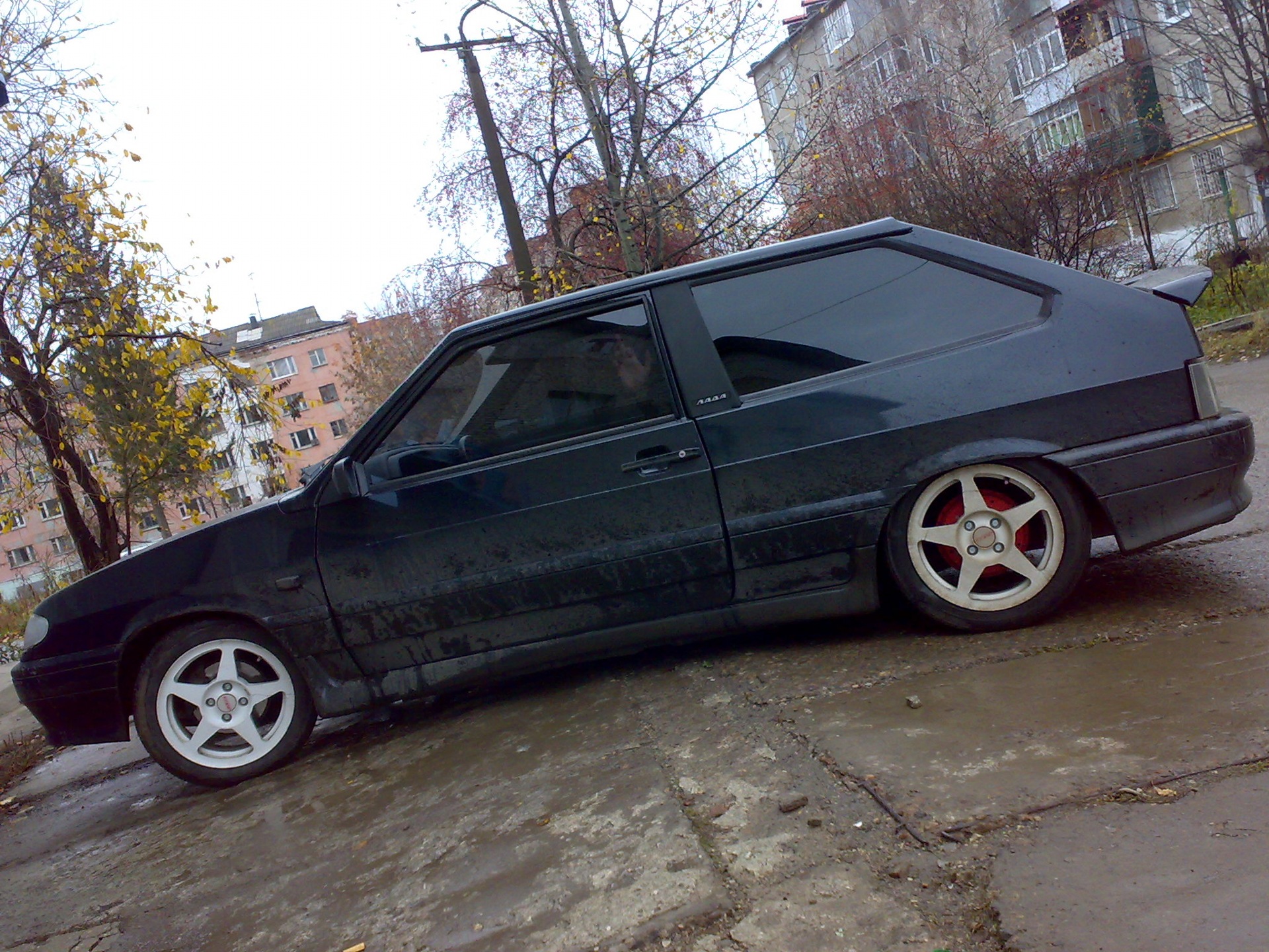 Переделка салона ваз 2113. Ваз 2113 панель салон. Доработки ваз 2113. Ваз 2113 своими руками. Тюнингованные ваз 2113.