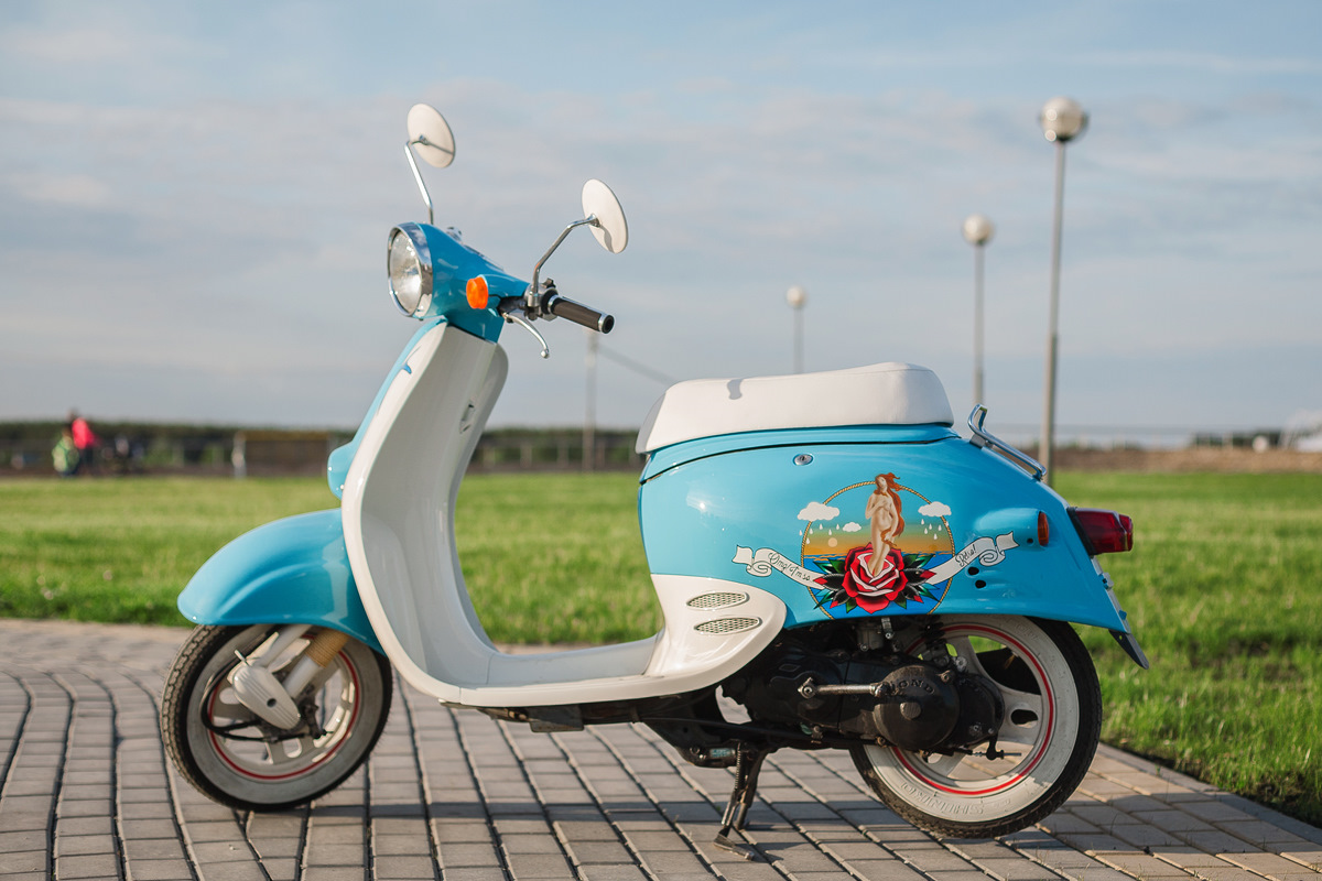 Honda giorno af70. Скутер Хонда Джорно. Honda Scooter Retro. Скутер Хонда giorno. Honda giorno цвета.