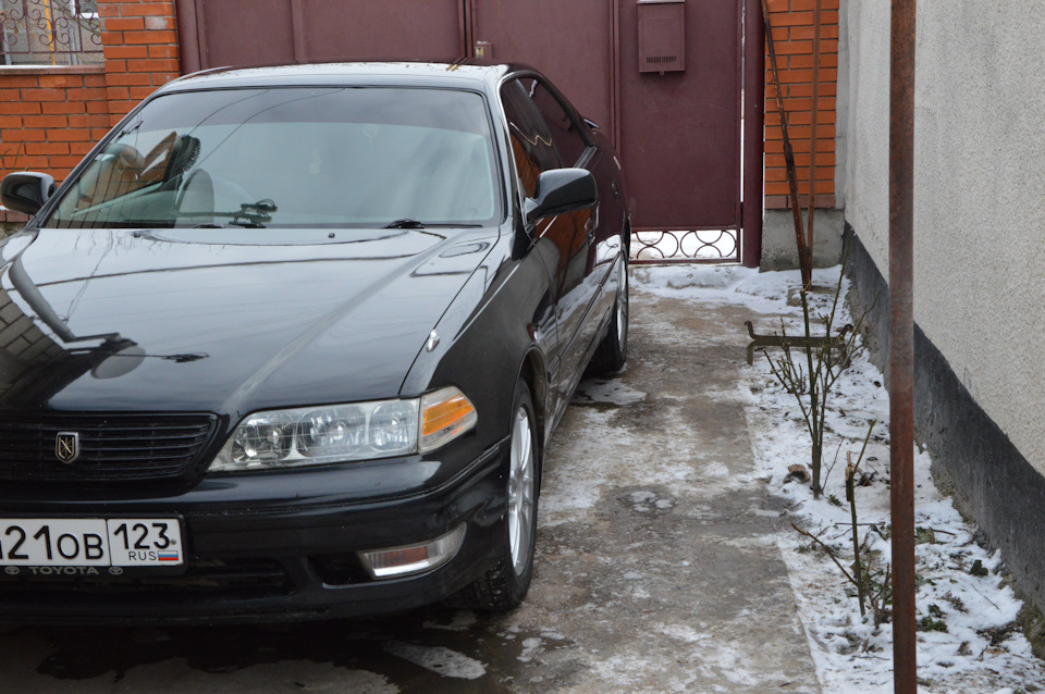 выглядит солидно и дорого) — Toyota Mark II (100)