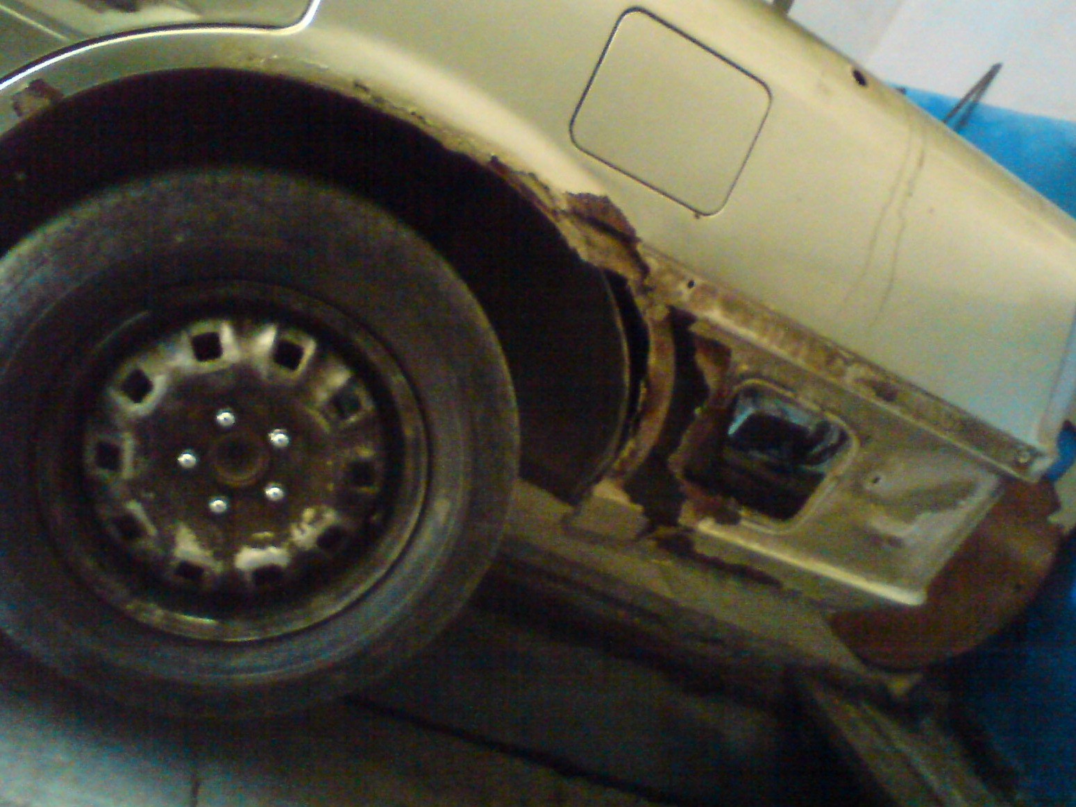 Body repair  - Toyota Camry 20L 1987