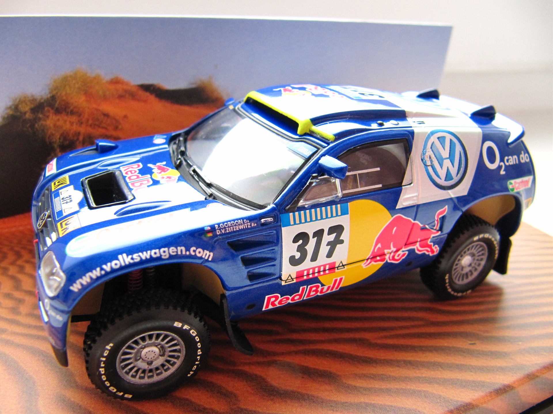 送料無料】トアレグ°ダカールには、の°VW Race Touareg N° 317 Dakar