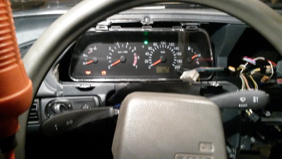 Приборная панель ваз 2110 на ваз 2104. Панель 2114 карбюратор. Ваз 2115 карбюратор панель. Кронштейн панели 2114 в 2109. Ваз 2109 с торпедой от 2114.