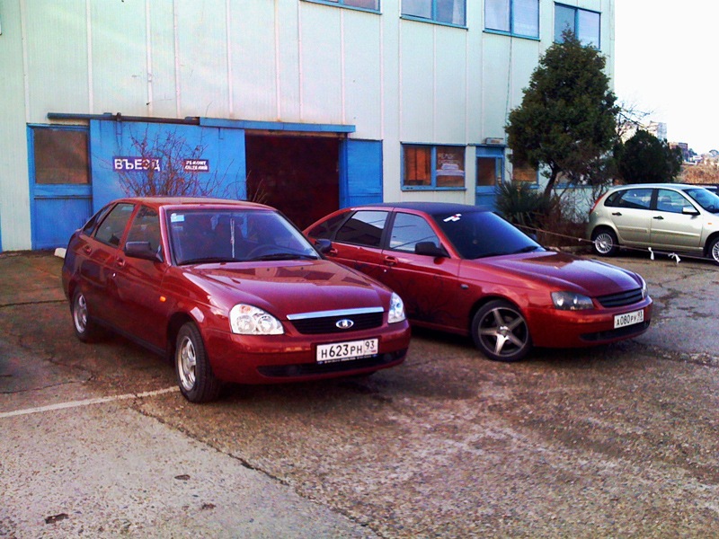 Lada Priora Red