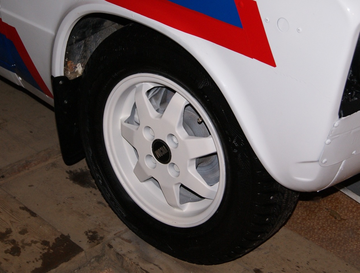 Фото в бортжурнале Lada 2106