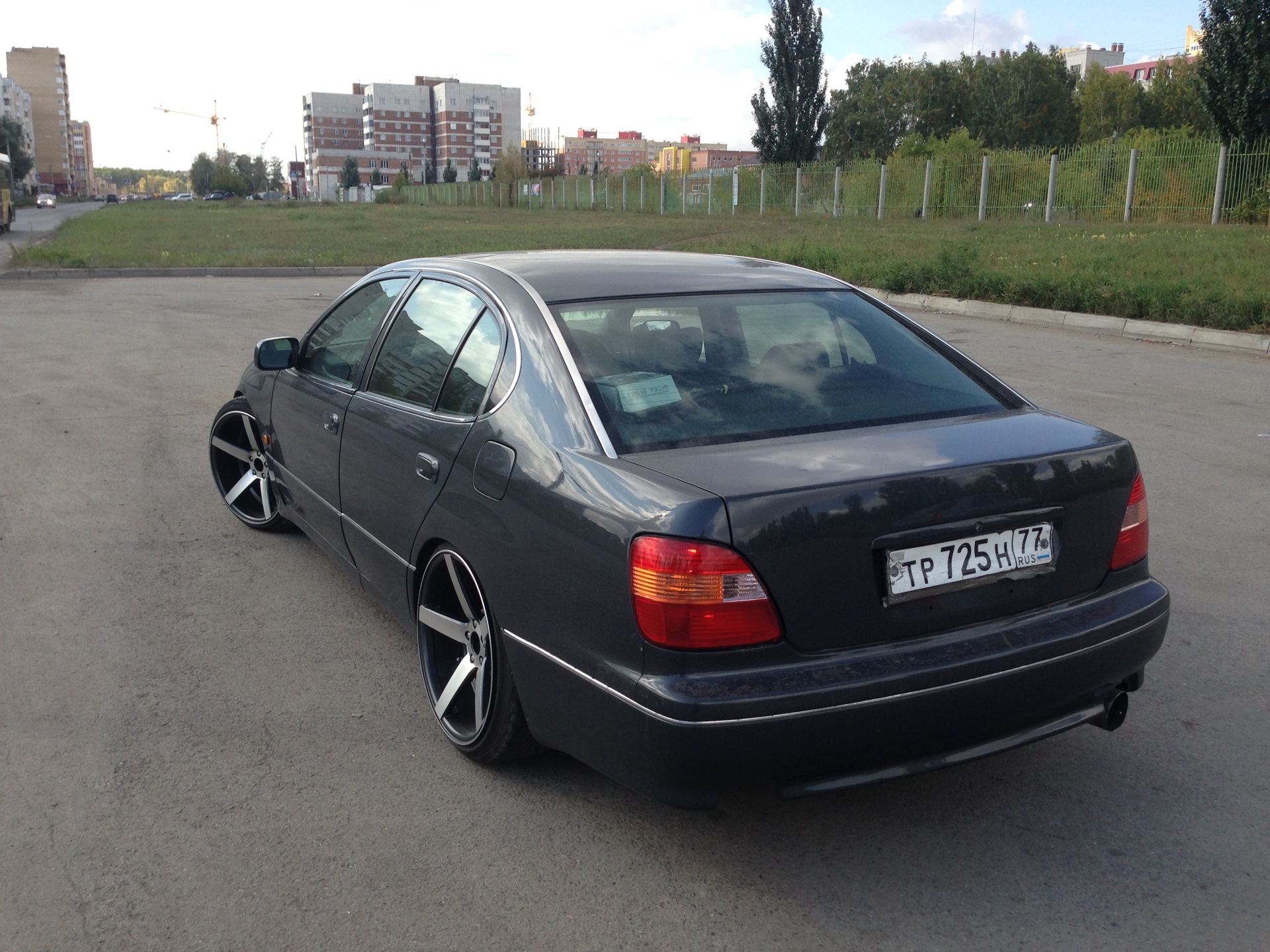 Лексус GS 300 Vossen