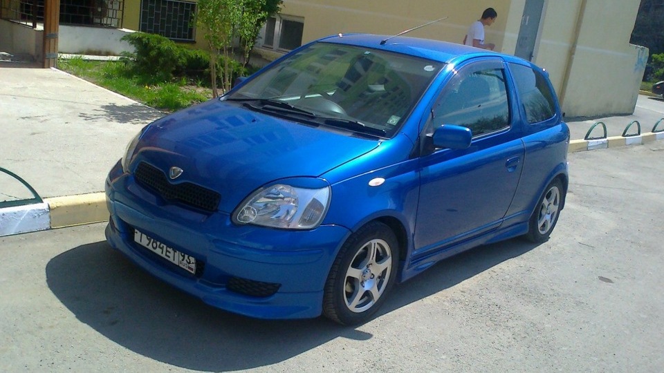 Toyota Vitz RS 2002