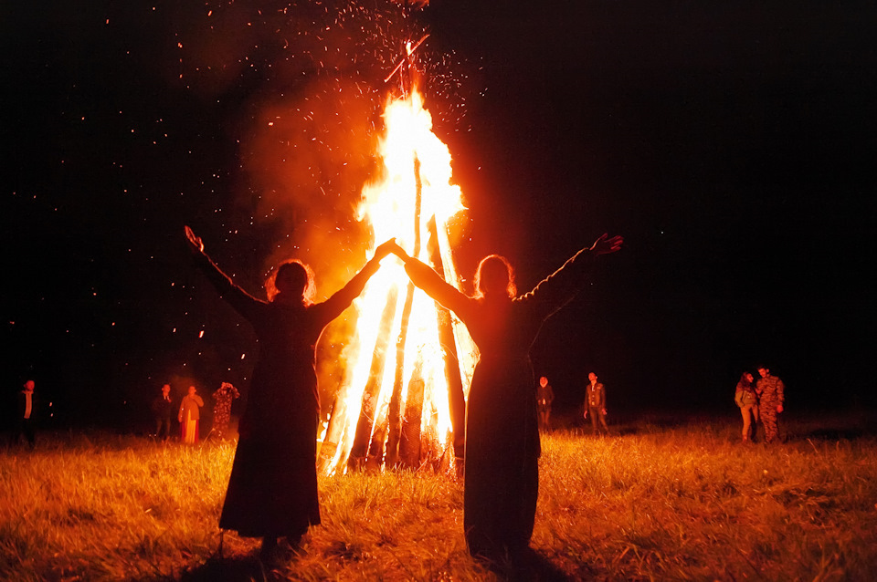 Амулет Велеса: Тайный ключ к богатству и могуществу, о котором молчат историки