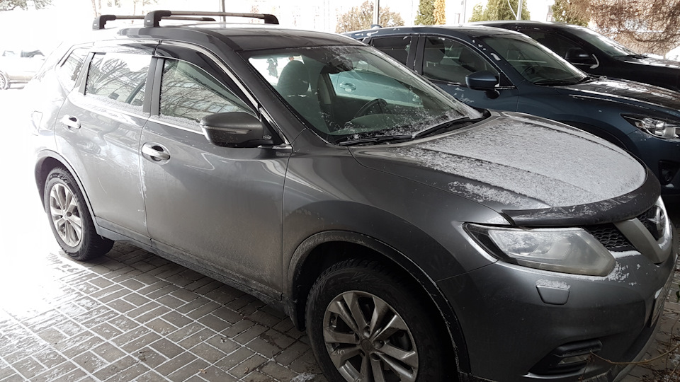 Установка зеркала заднего вида с автозатемнением — Nissan X-Trail III ...