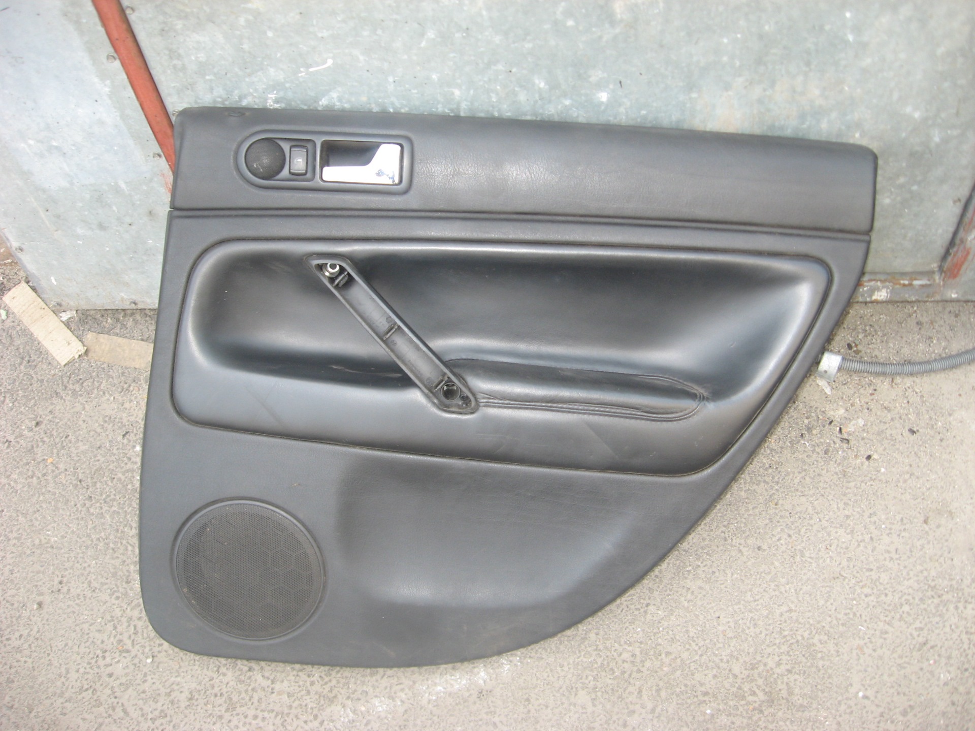 Двери на фольксваген пассат б. Дверные карты VW Passat b5. Дверная панель VW b5. Volkswagen Passat b4 обшивка карт дверей. VW Passat b5 карта двери.