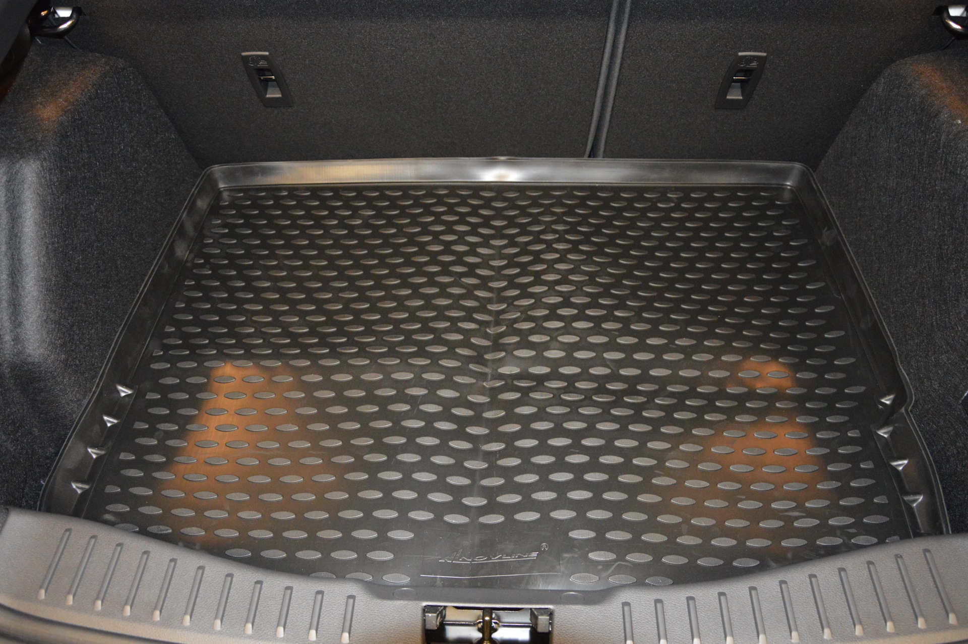 коврик в багажник форд фокус 1 седан