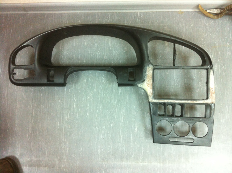 Как снять панель магнитолы на киа спектра