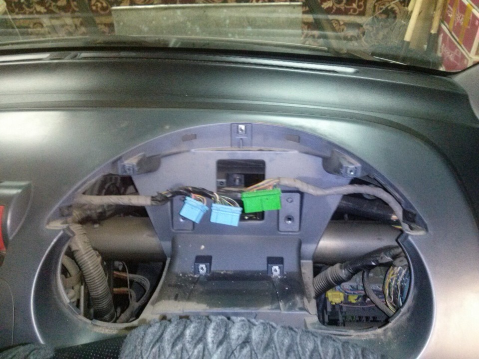 Разбираем переднюю панель (ТОРПЕДО) - Honda Fit (1G), 1,3 л, 2001 года своими ру