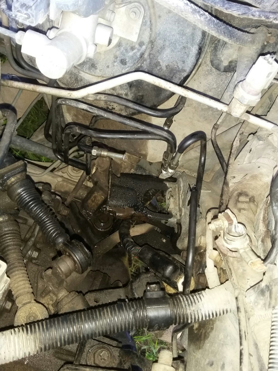 Беда не приходит одна, или замена блока АБС — DRIVE2