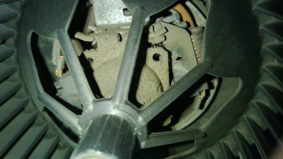 грязь 1 — Volkswagen Passat B6