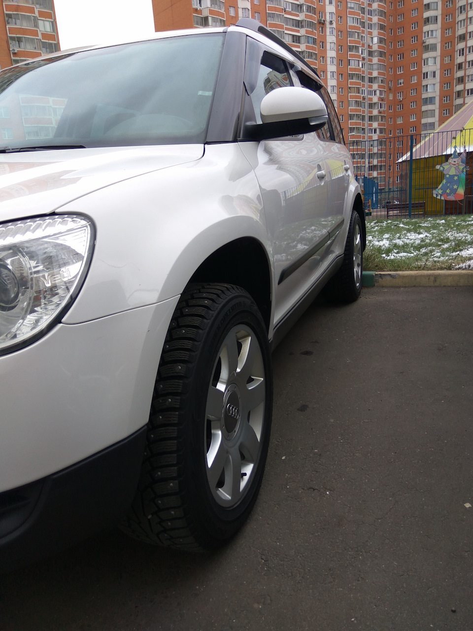 235/55 R17 — Skoda Yeti, 1,8 л, 2011 года | шины | DRIVE2