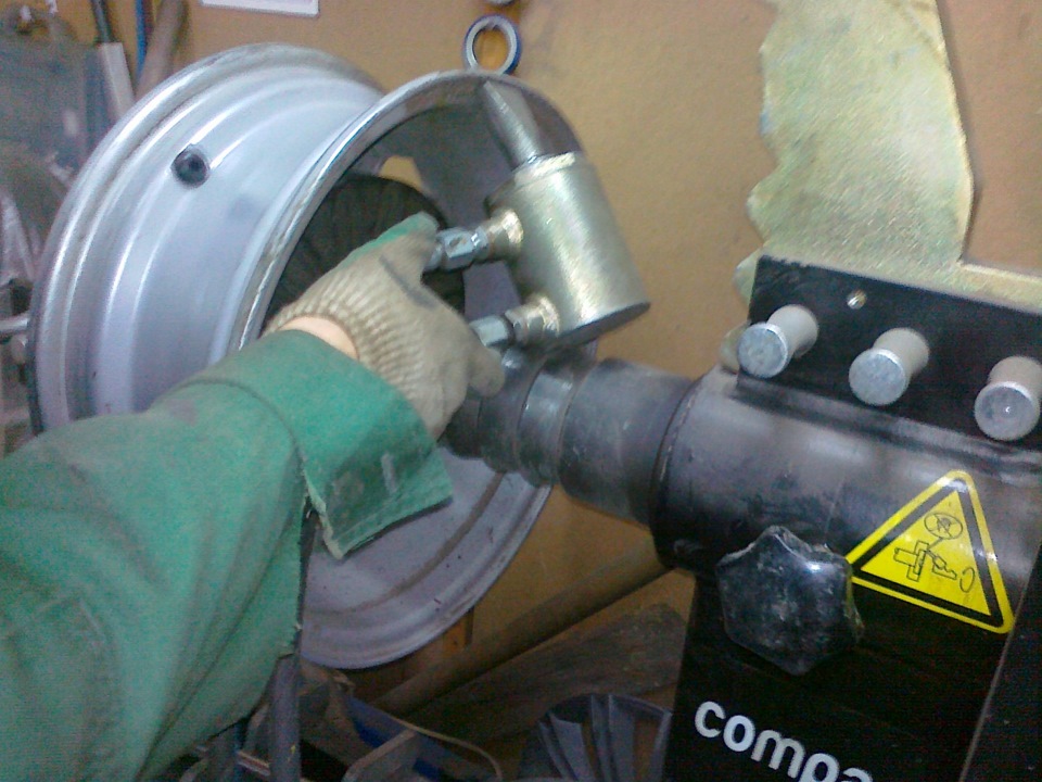 Прокатка дисков — Lada Гранта, 1,6 л, 2013 года | колёсные диски | DRIVE2