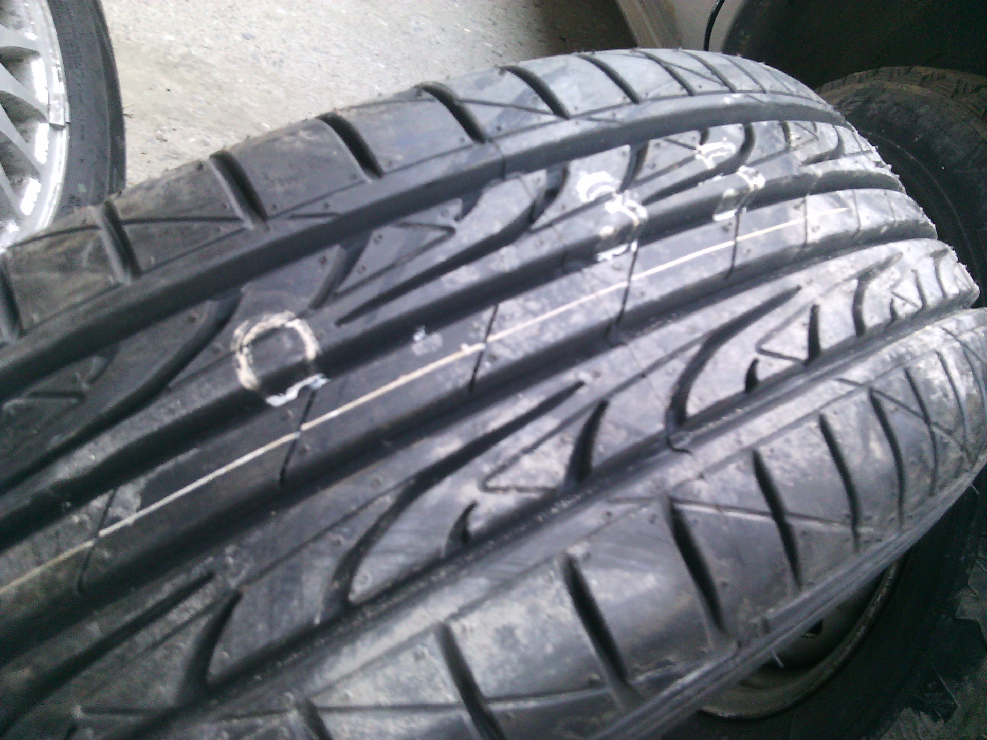 175 70 r13 82h. Dunlop SP Sport lm703. Dunlop r13 175 70 лето. Dunlop Lemans lm704 сбоку. Dunlop 130/70 r13.