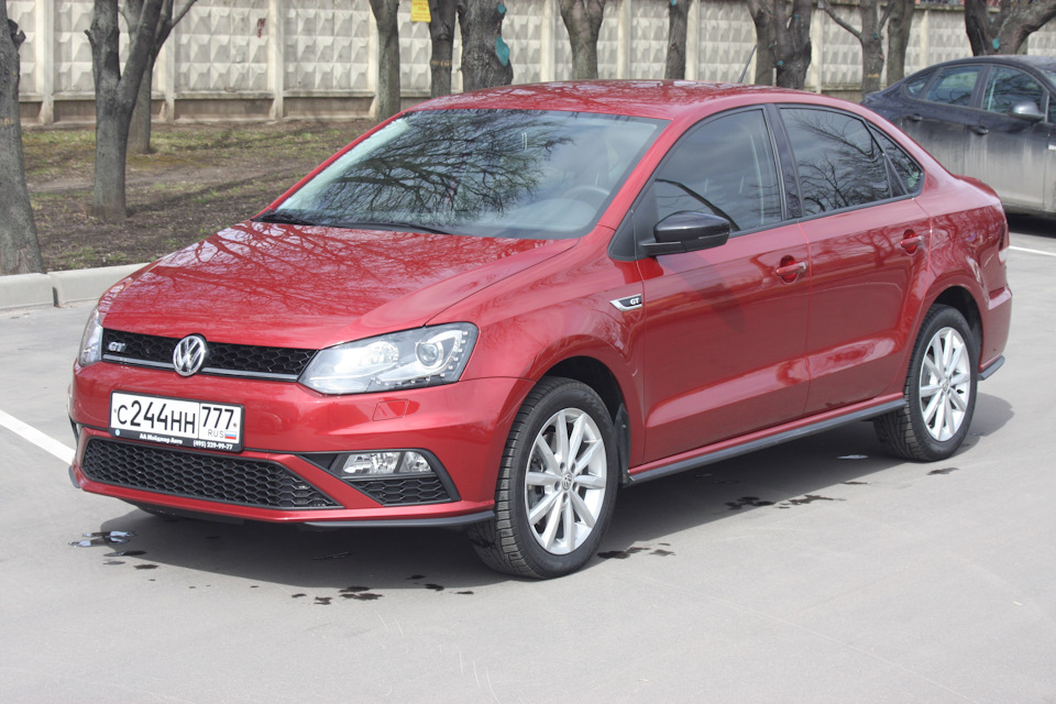 VW Polo sedan 2017