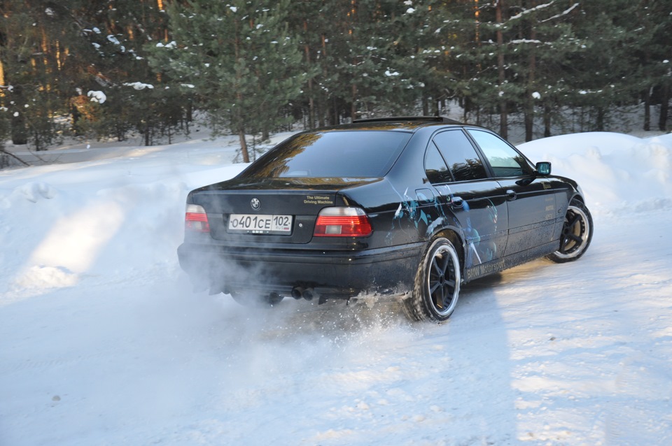 Drift in Dubniki (Видео и Фото) Эй красная боклашка едь быстрее ...