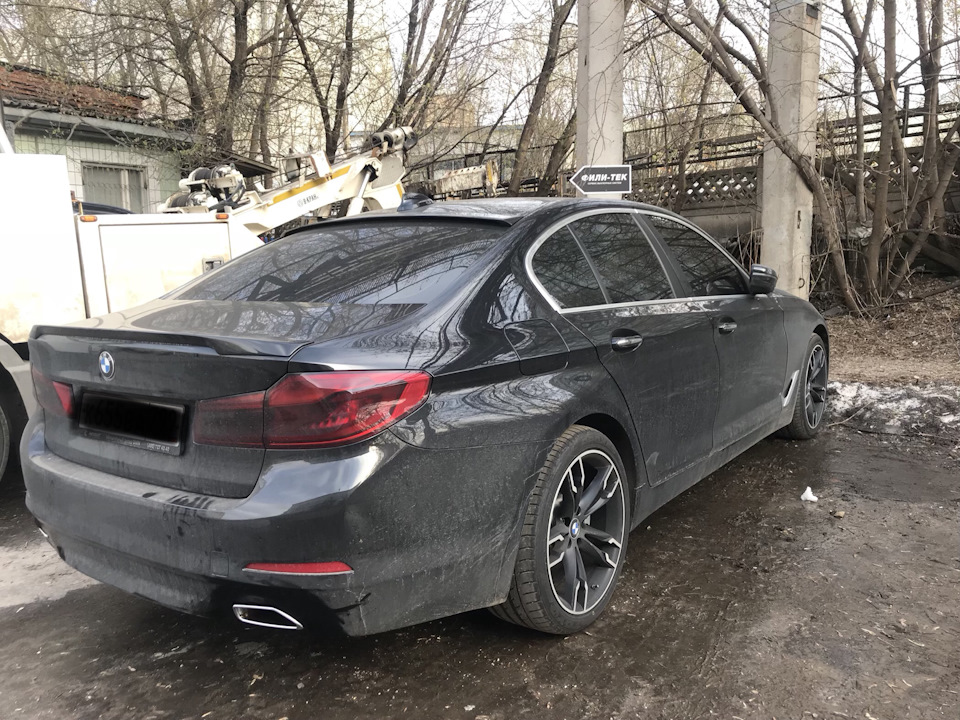 Тонированные фары BMW g30