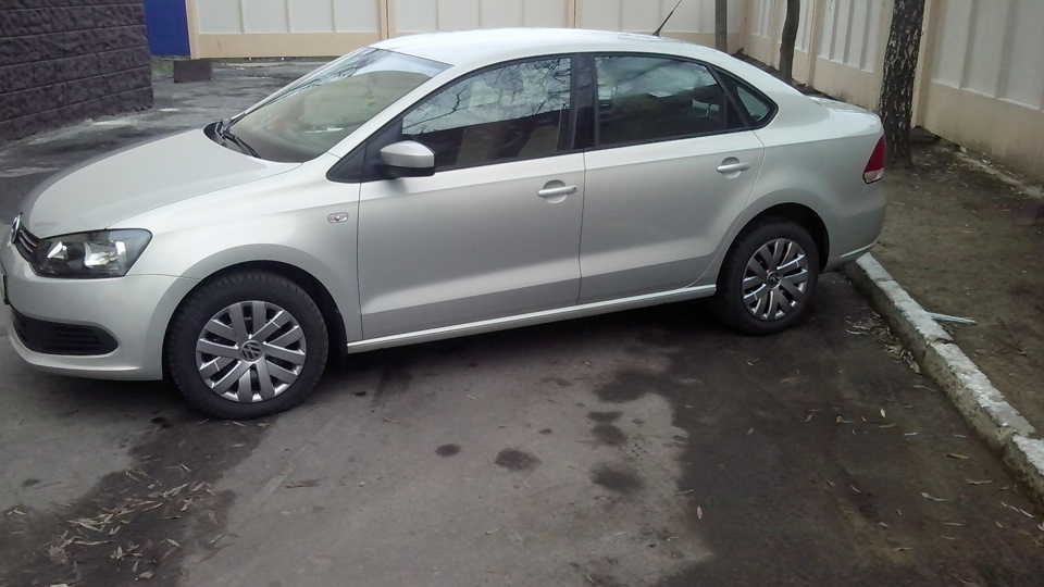 Volkswagen Polo Sedan comfort Silver Leaf