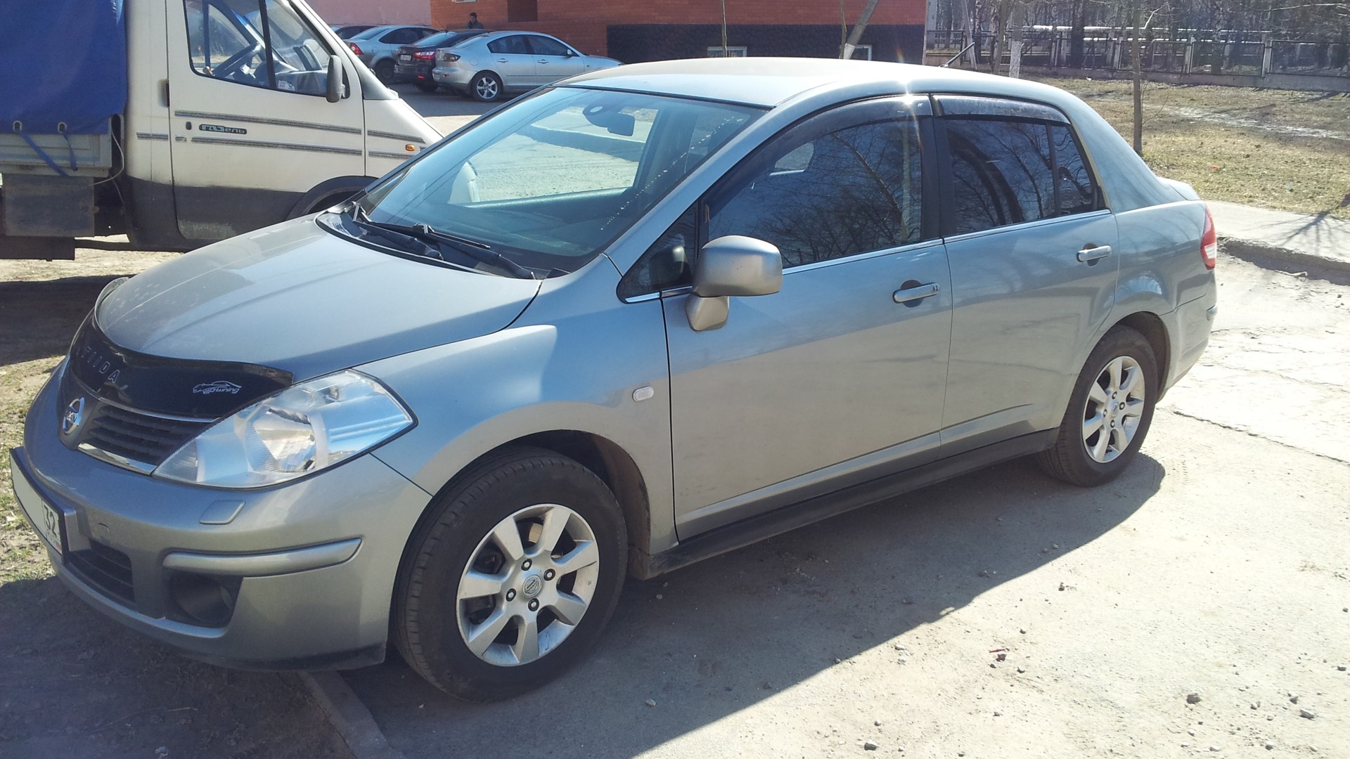 Nissan Tiida (1G) 1.6 бензиновый 2007 | Нет негатива, все хорошо на DRIVE2