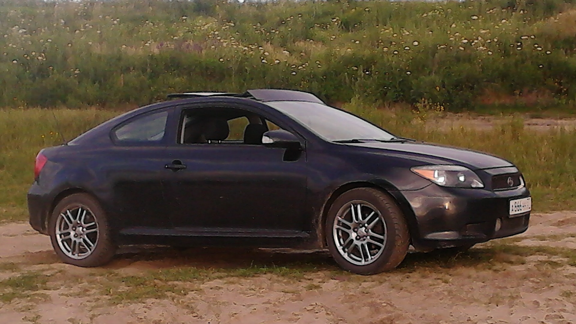 scion tc 2005