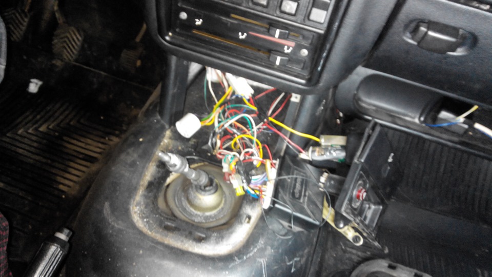 Не заводится. Остатки сигнализации — ГАЗ 3110, 2,5 л, 1998 года ...