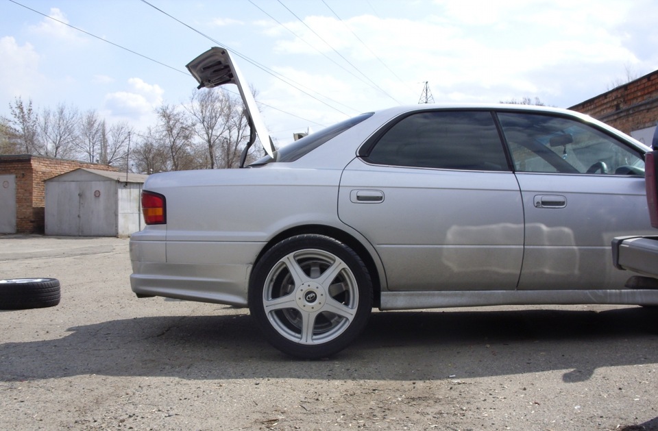 Camry sv40. Тойота Виста на 16 литье. Toyota Vista sv40 диски. Toyota Camry sv40 диски r16.