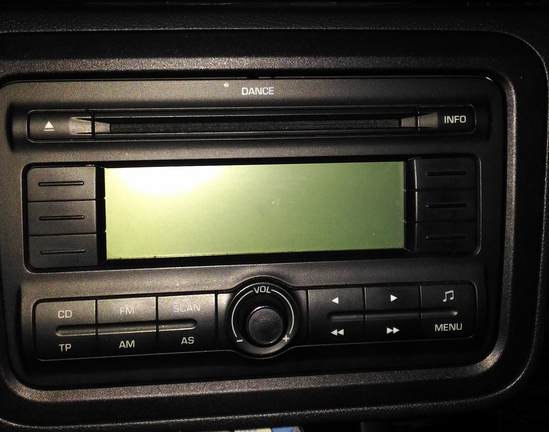 магнитола рено дастер. код от магнитолы форд фокус 2. штатная магнитола nissan qashqai. магнитола сони форд мондео 4. Code in nissan tiida на магнитоле.