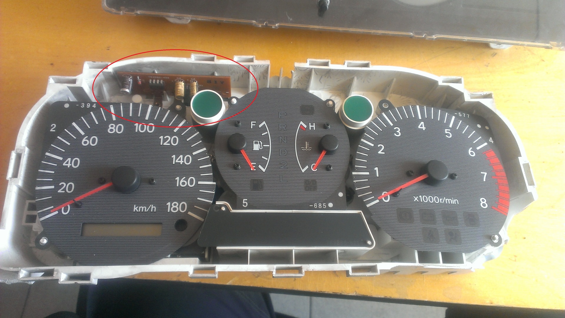 Не работает спидометр и датчик топлива. Не работает спидометр и датчик топлива. Не работает спидометр и датчик топлива. Датчик топлива истана. Индикатор топлива лачетти хэтчбек.