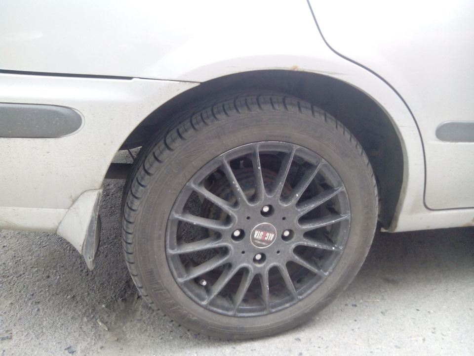 AlcaSta R15 на Nissan Sunny — DRIVE2