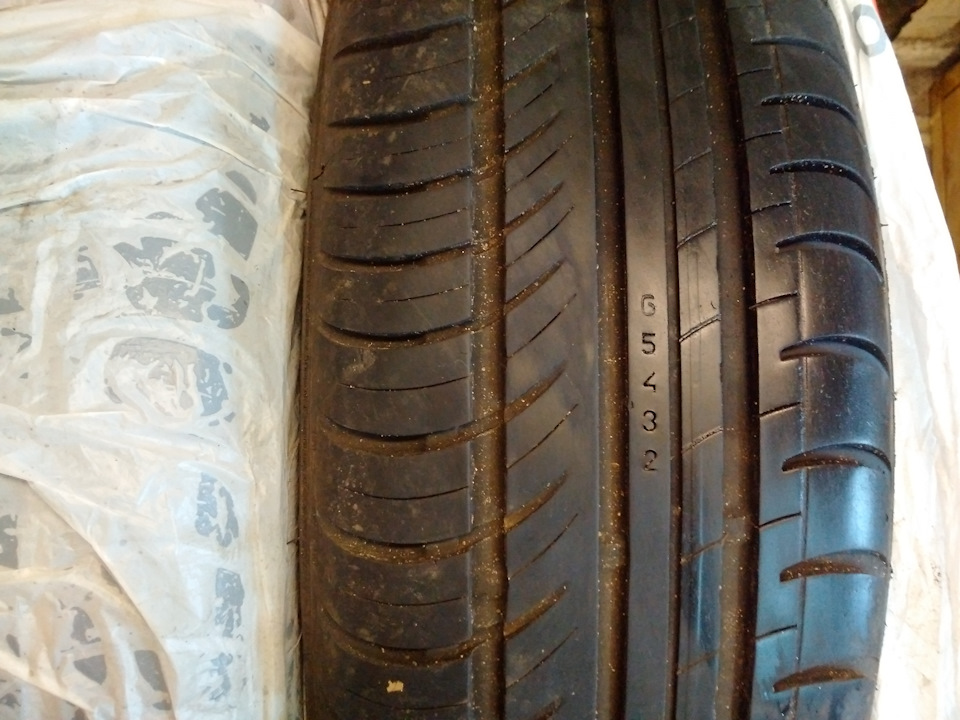 Летние Nokian Nordman SX — Renault Clio II. Запчасти на фото: Nokian Tyres Nordman SX