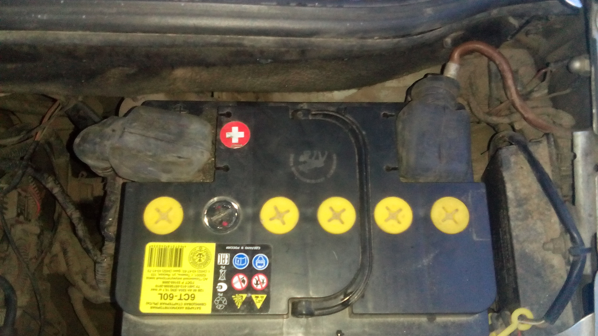 Наконечники для аккумулятора — Opel Meriva (A), 1,4 л, 2006 года ...