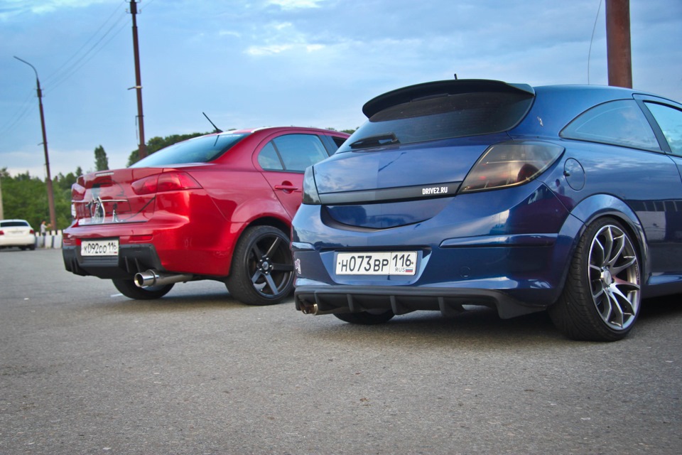 Opel Astra j GTC stance