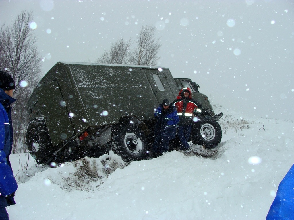 Снег…не первый…но уже выше пояса:) — DRIVE2