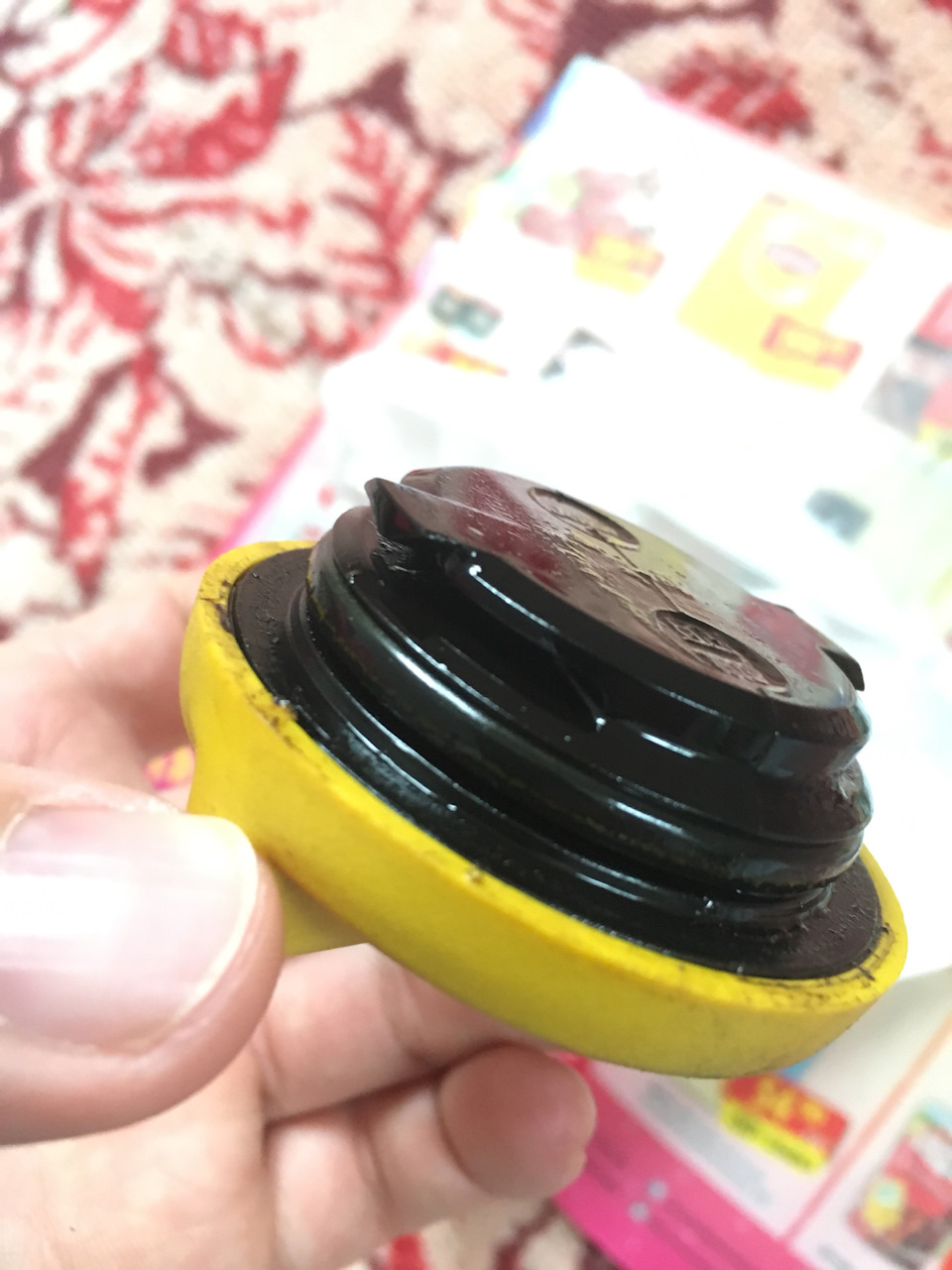 Замена прокладки на маслозаливной крышке — Opel Astra H GTC, 1,8 л ...