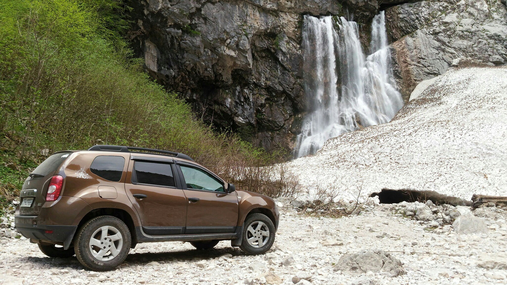 Рено дастер полный привод. Renault Duster адвенчер. Рено Дастер 4x4. Duster 2.0 4x4. Renault Duster Adventure 2.0 at 4wd.