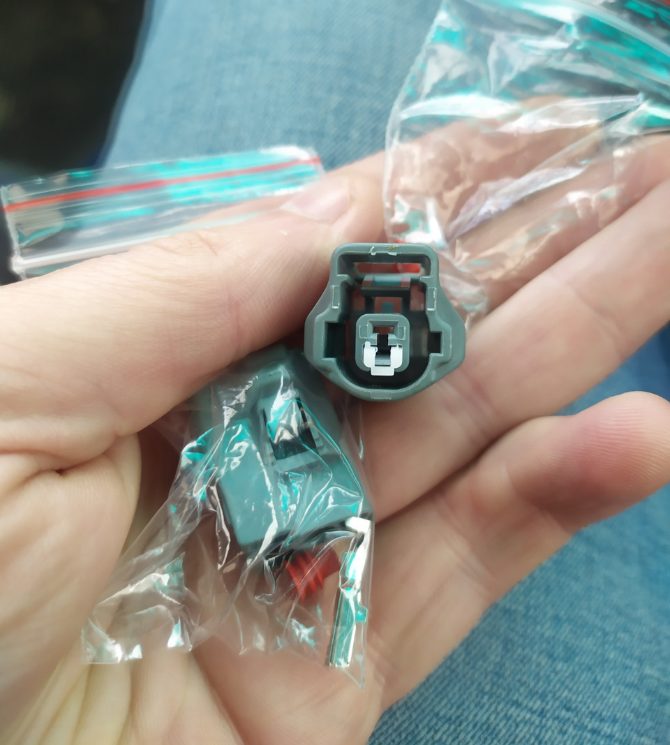 Коса вроде норм, но надо заменить пару разъемов на датчики детонации и один температурный. — Toyota Chaser (100)