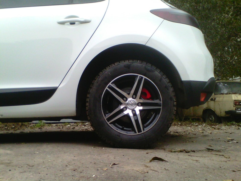 диски на меган — Renault Megane III, 1,6 л, 2012 года | колёсные диски ...