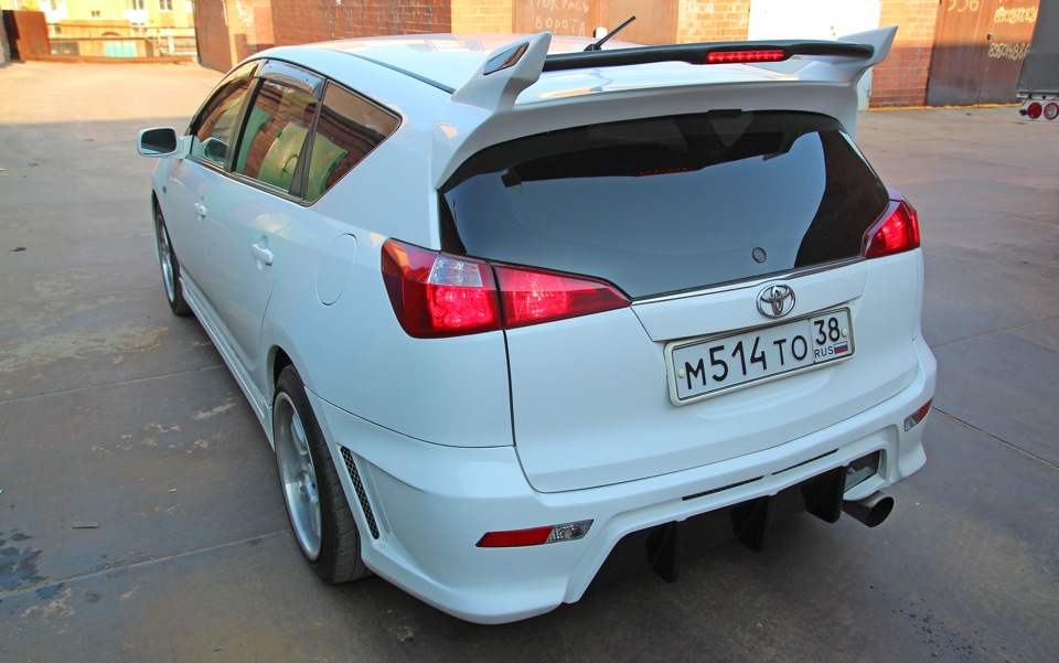 фото toyota caldina с карбоновым капотом фото toyota caldina с карбоновым капотом