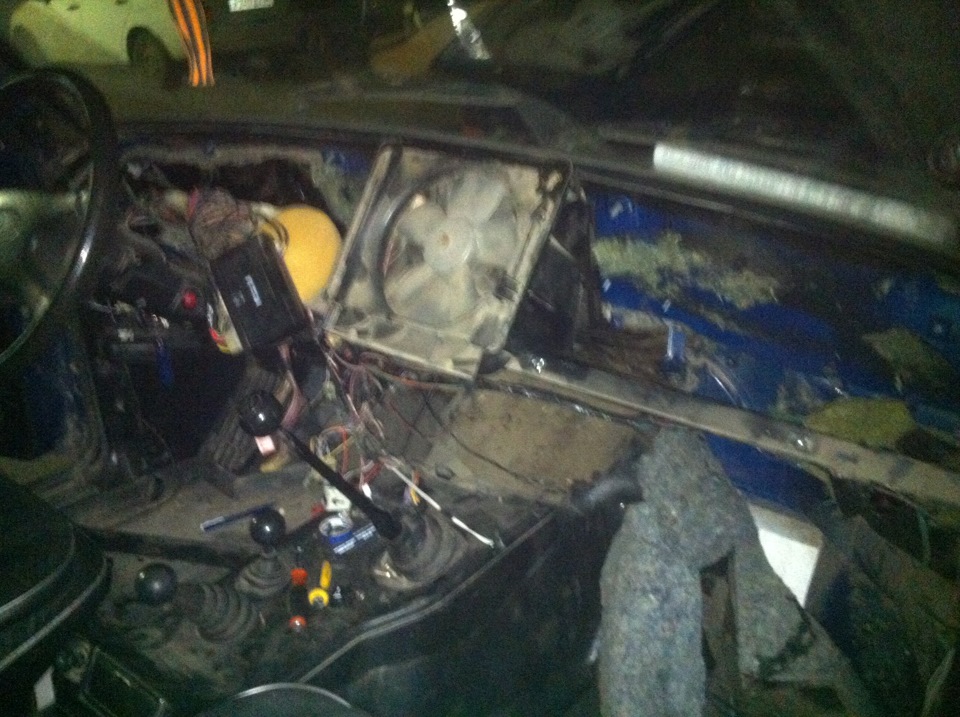 Проклейка панели (часть1) — Lada 4x4 3D, 1,7 л, 2009 года | тюнинг | DRIVE2