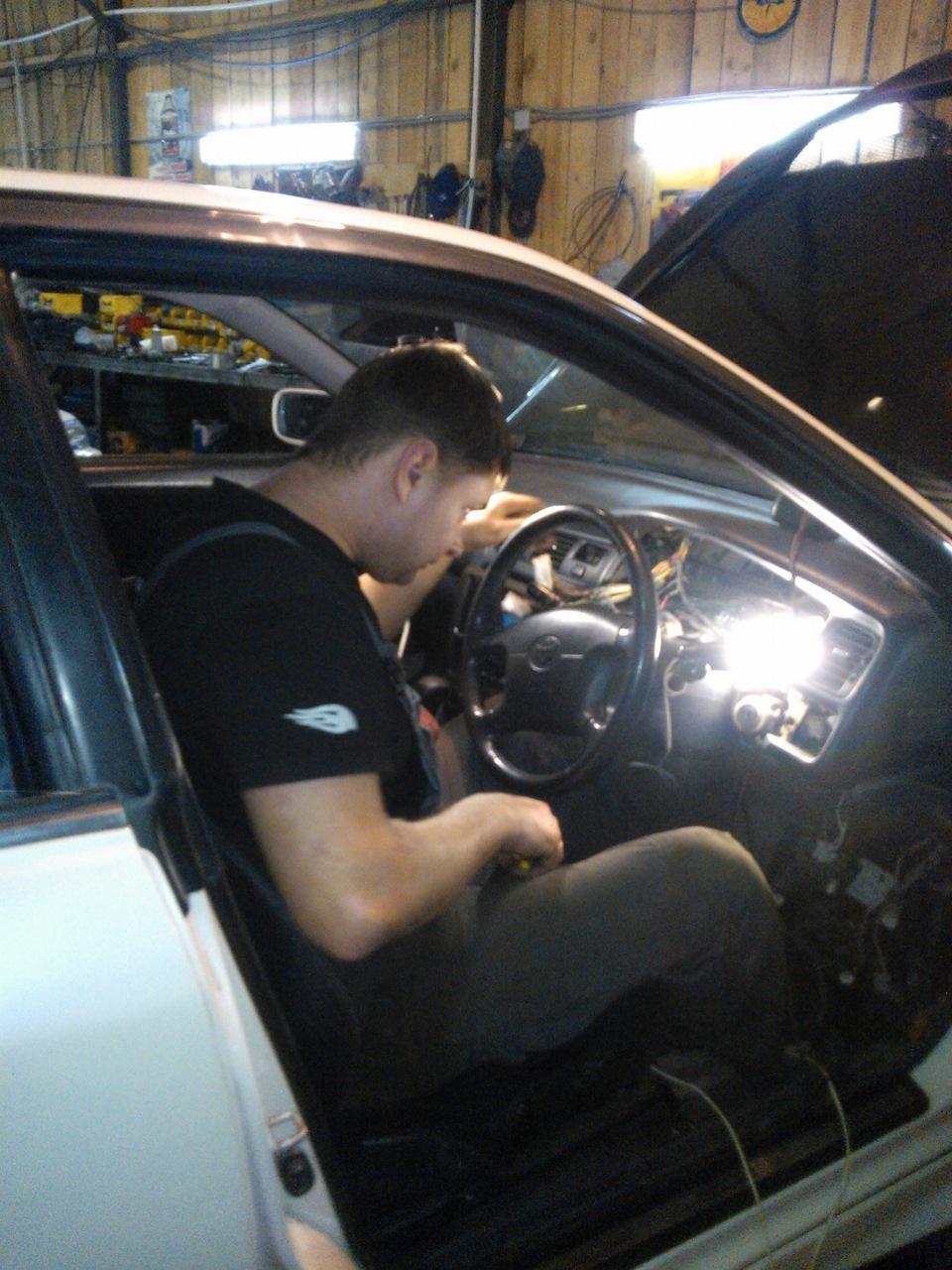 Замена автосигнализации — Toyota Chaser (100), 2,5 л, 1998 года ...