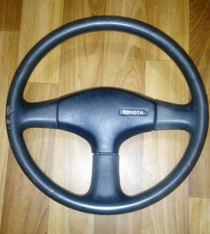 Руль часть 1 — Toyota Corolla (80), 1,3 л, 1987 года | аксессуары | DRIVE2