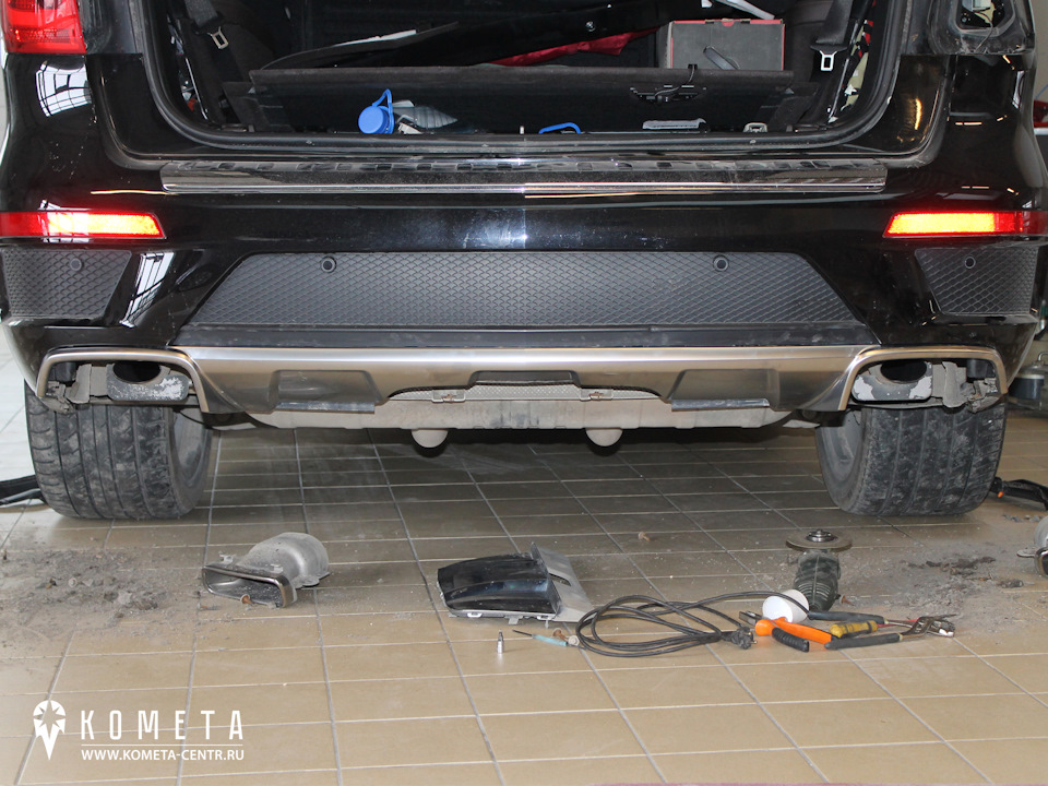 Установка заднего диффузора AMG на Mercedes GL 500 и изменение звука ...